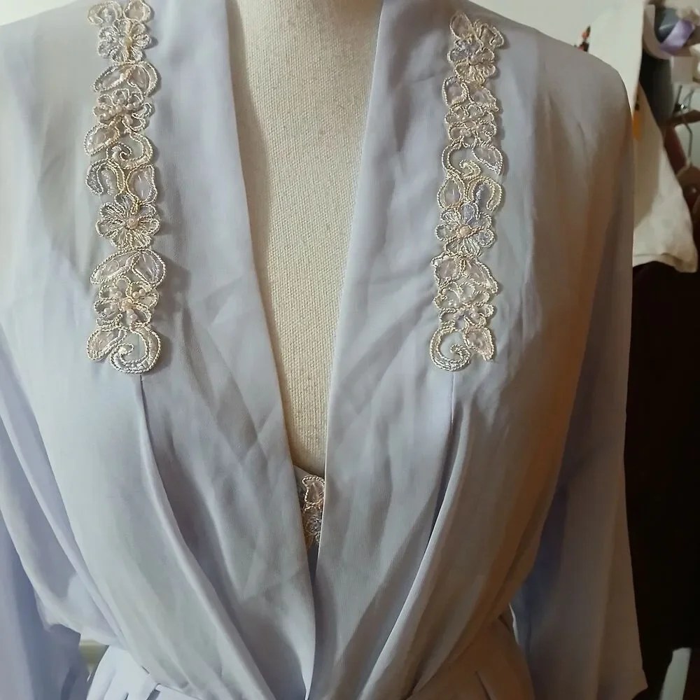 Expressions 2-Piece Lavender Cami Robe Sheer Sequin Collar Nighty Size Medium